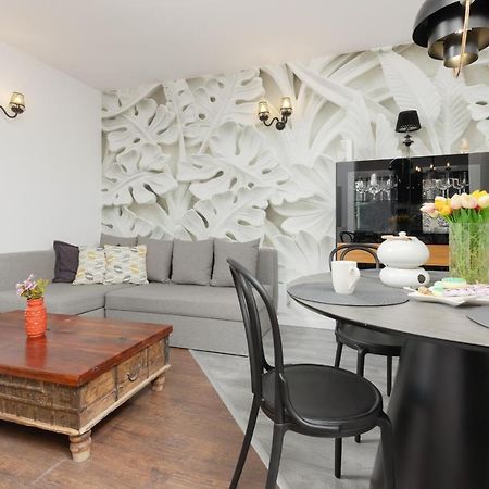 Blonia Wilanowskie Apartment Warsaw By Noclegi Renters Esterno foto
