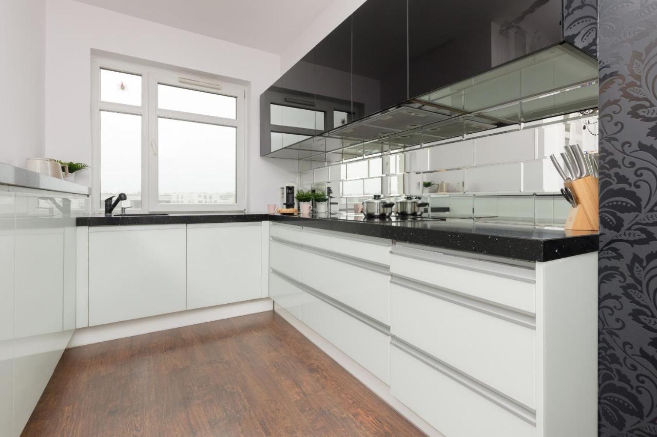 Blonia Wilanowskie Apartment Warsaw By Noclegi Renters Esterno foto